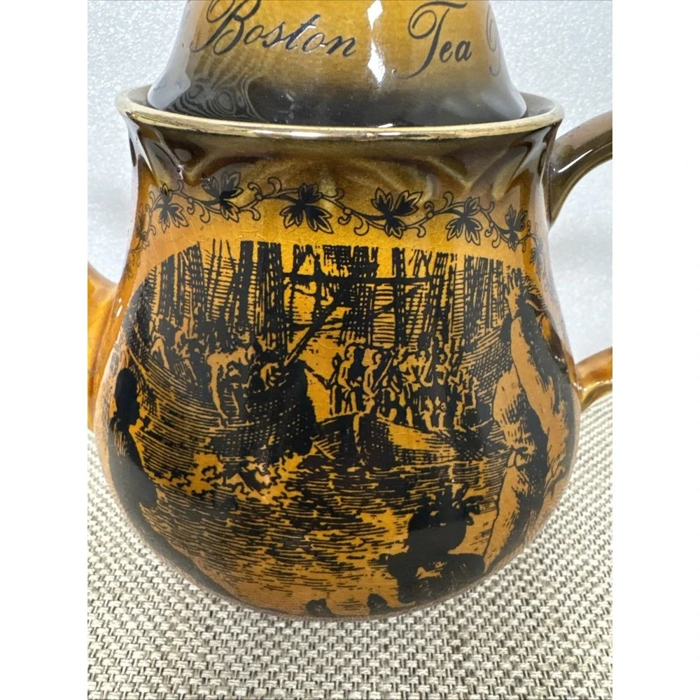 Vintage‎ Boston Tea Party 1773 Commemorative Ceramic Teapot Brown Gold Trim